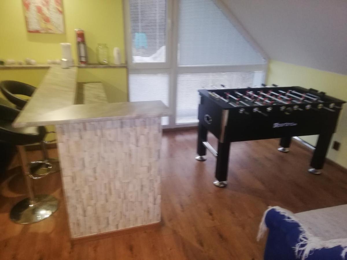 privát femamki Apartamento Licartovce Exterior foto