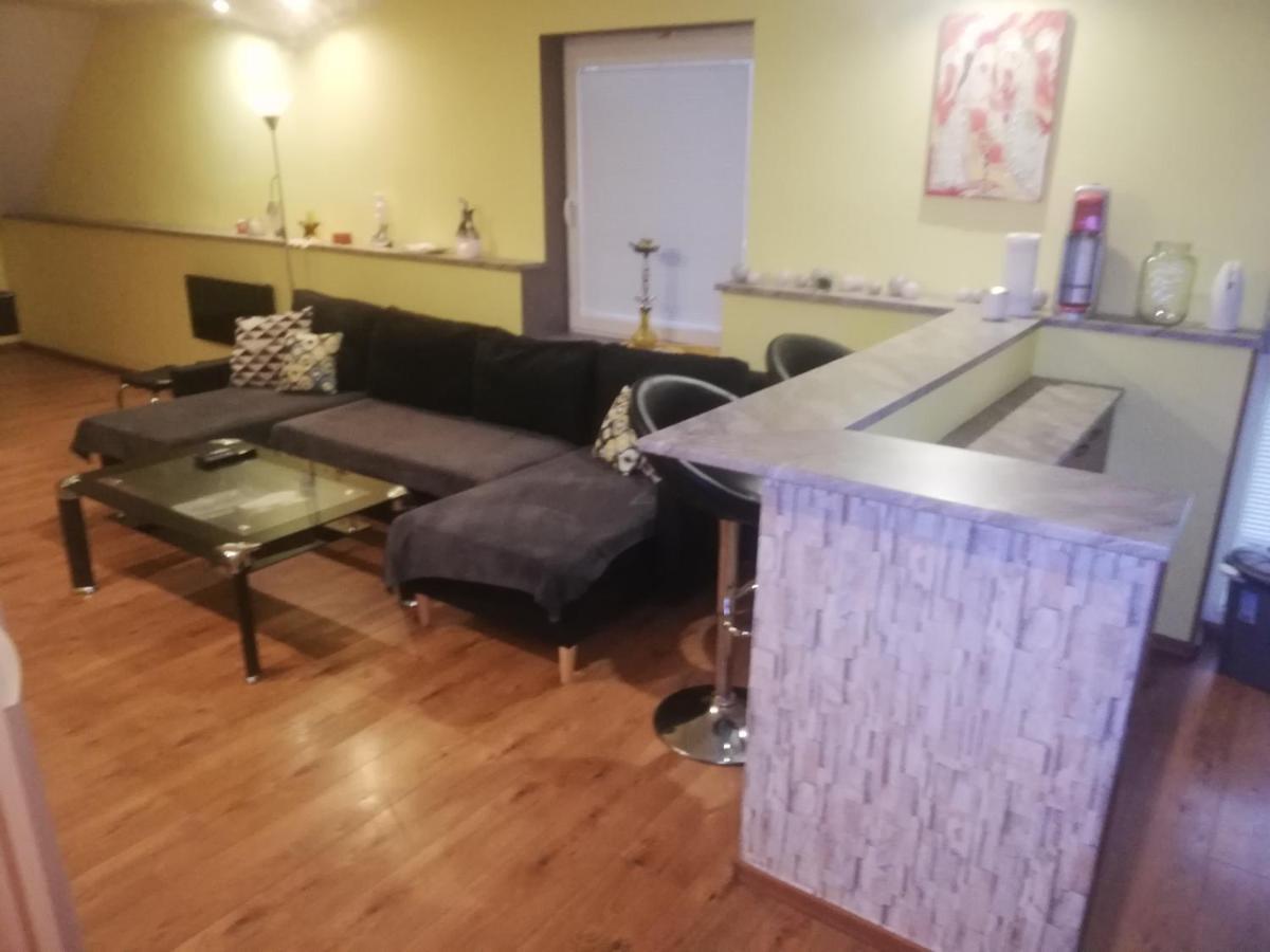 privát femamki Apartamento Licartovce Exterior foto