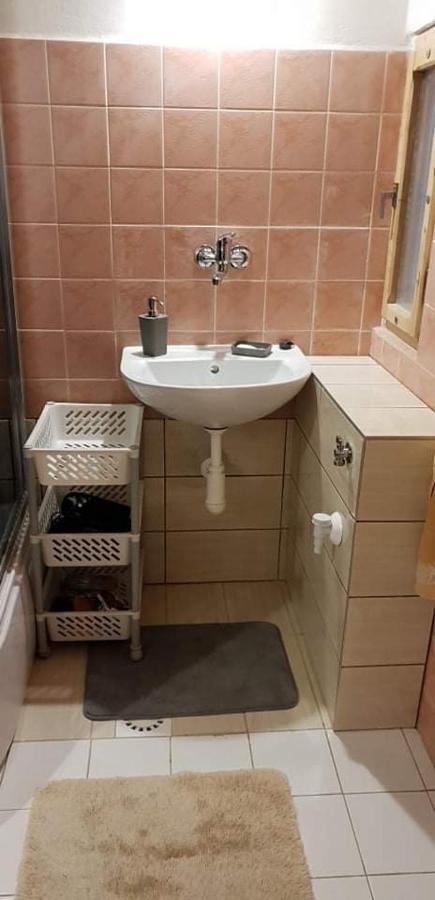 privát femamki Apartamento Licartovce Exterior foto