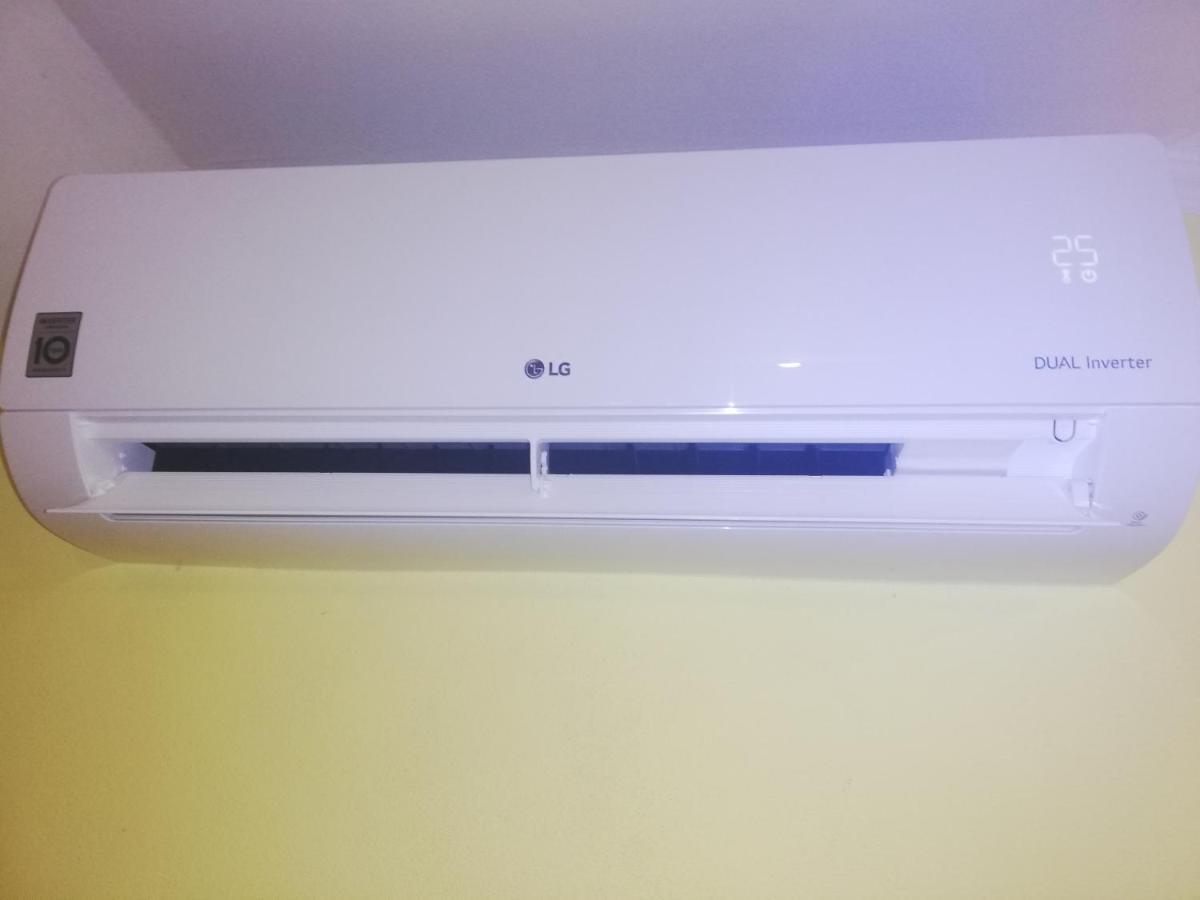 privát femamki Apartamento Licartovce Exterior foto