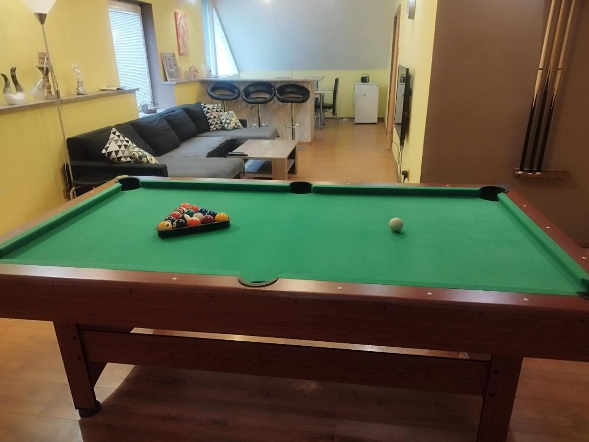 privát femamki Apartamento Licartovce Exterior foto